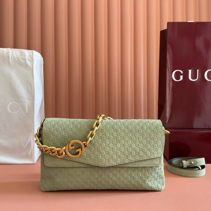 gucci medium bag with chain #857622